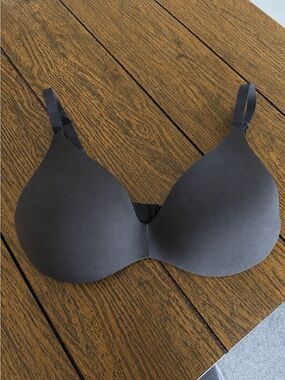 Skims Wireless Form Lightly Lined Plunge Micro Strap Bra Size 36D Onyx